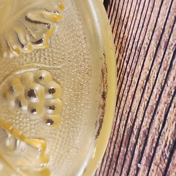 Vintage footed candy dish with lid - Picture 5 of 16